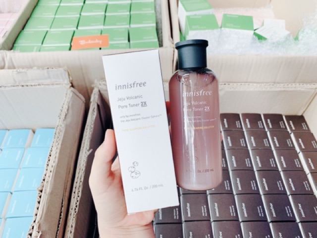 Nước Hoa Hồng Chiết Xuất Tro Núi Lửa Innisfree Jeju Volcanic 2X Pore + Green Tea Seed + Green Barley