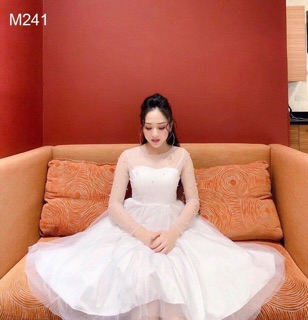 Đầm xoè đính ngọc