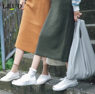 Yếm len xinh