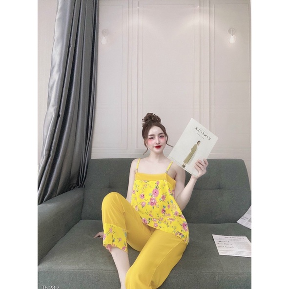 ĐỒ BỘ 2 DÂY CỘT NƠ PHÍA SAU