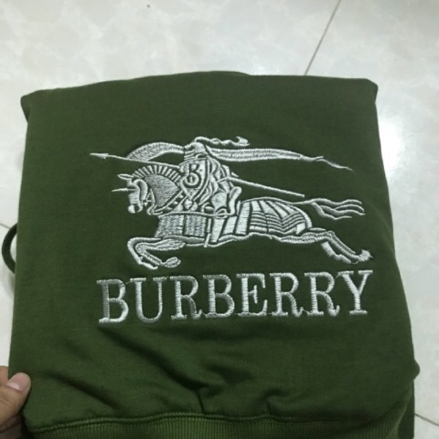 ao khoác burry