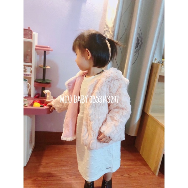 Áo khoác lông hồng tai thỏ xuat du bé gái
