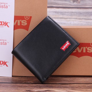 ví ngắn của Levis