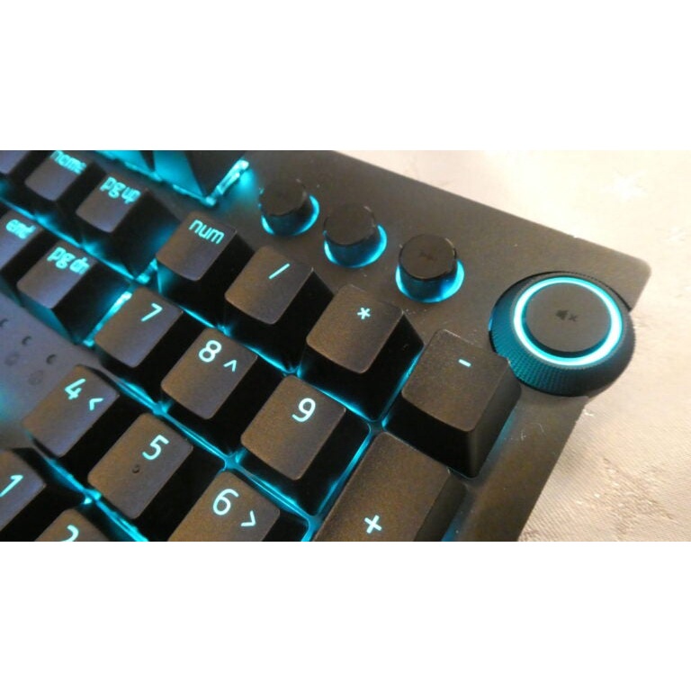 Bàn phím  cơ Razer Blackwidow V3 Pro - Không dây / USB Wireless - Bluetooth - Bảo hành 2 năm