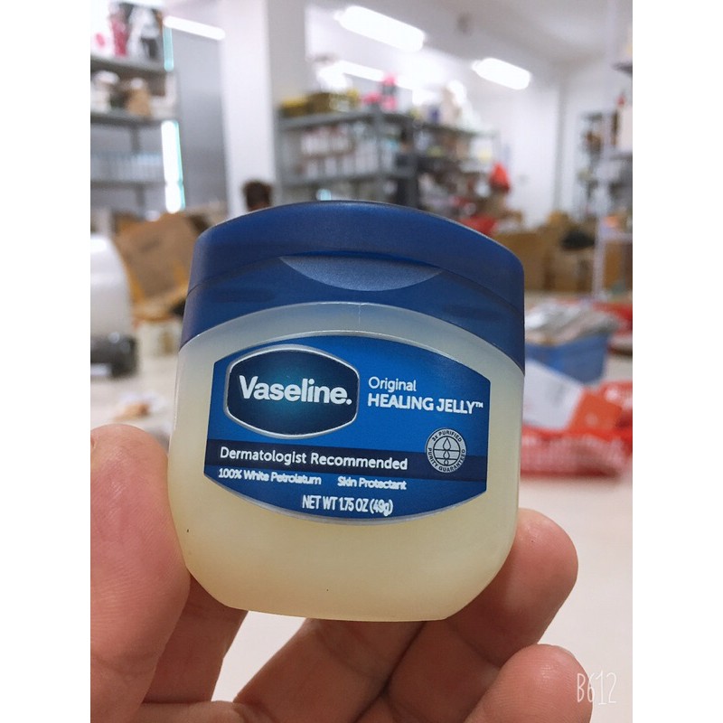 Kem nẻ Vaseline mỹ hũ 49g