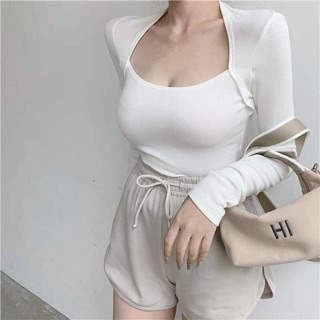 ÁO THUN DÀI TAY CỔ VUÔNG
