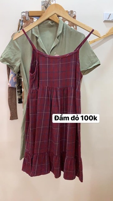 Đầm đồng giá 100k SALE ĐỒNG GIÁ Đầm 100k, áo váy 50k 👗 Shop sữ update đồ sale phía dưới comment nha 👇👇👇