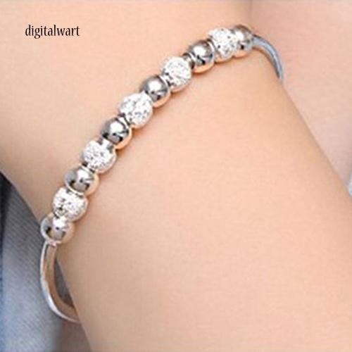 Vòng tay mạ bạc dạng hở thiết kế xỏ 9 hạt châu lấp lánh sang trọng dành cho nữ | BigBuy360 - bigbuy360.vn