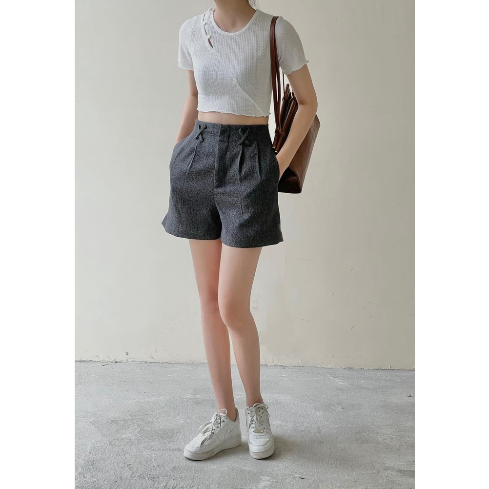 Áo croptop thun nút chéo ngực thời trang GAGO màu trắng/ đen GA4165 4166