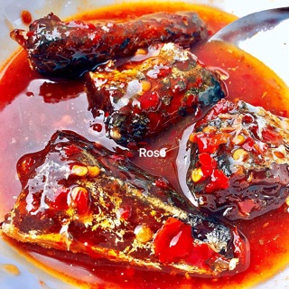 cá hộp Thái Lan ( cá kho ớt )
