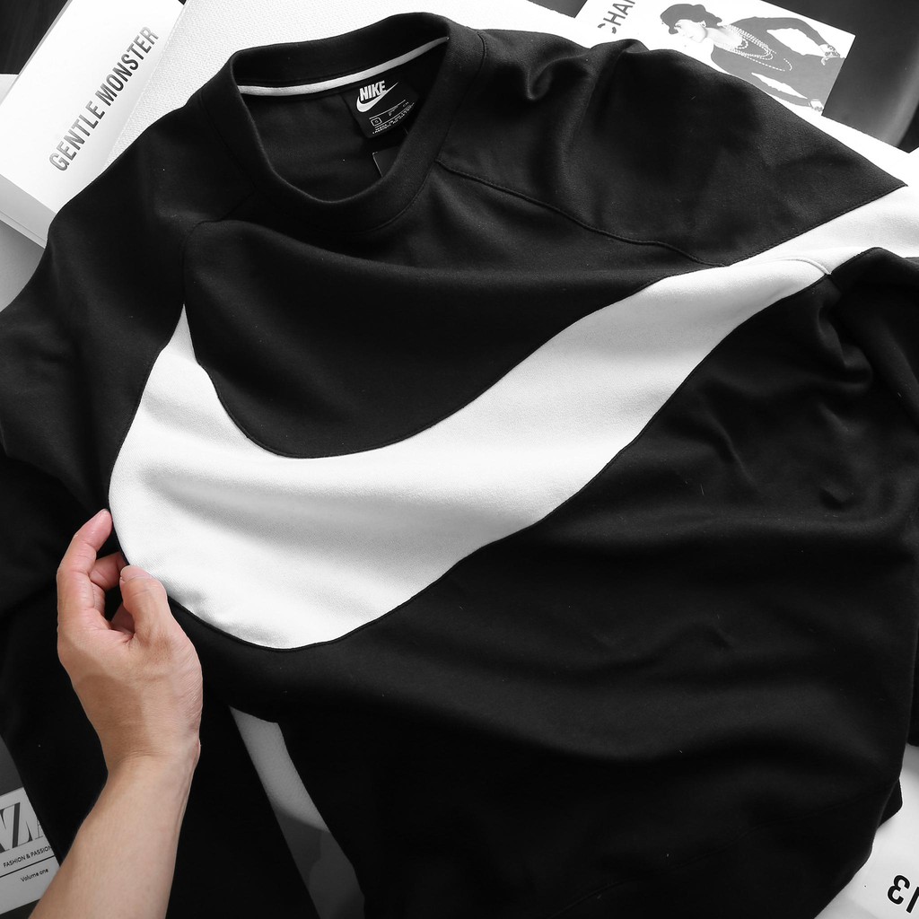 [FREESHIP_ĐƠN530K] ÁO NỈ NIKE FLEECE BIG SWOOSH SWEATSHIRT - ĐEN PHỐI TRẮNG