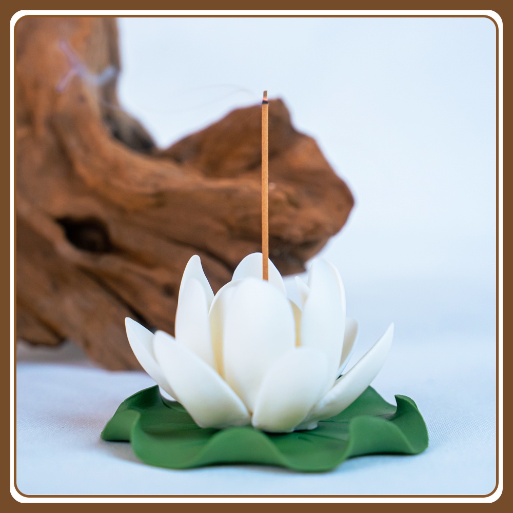 Đế cắm nhang trầm tăm hình hoa súng kèm đế, chất liệu gốm sứ cao cấp làm thủ công - Mani Decor
