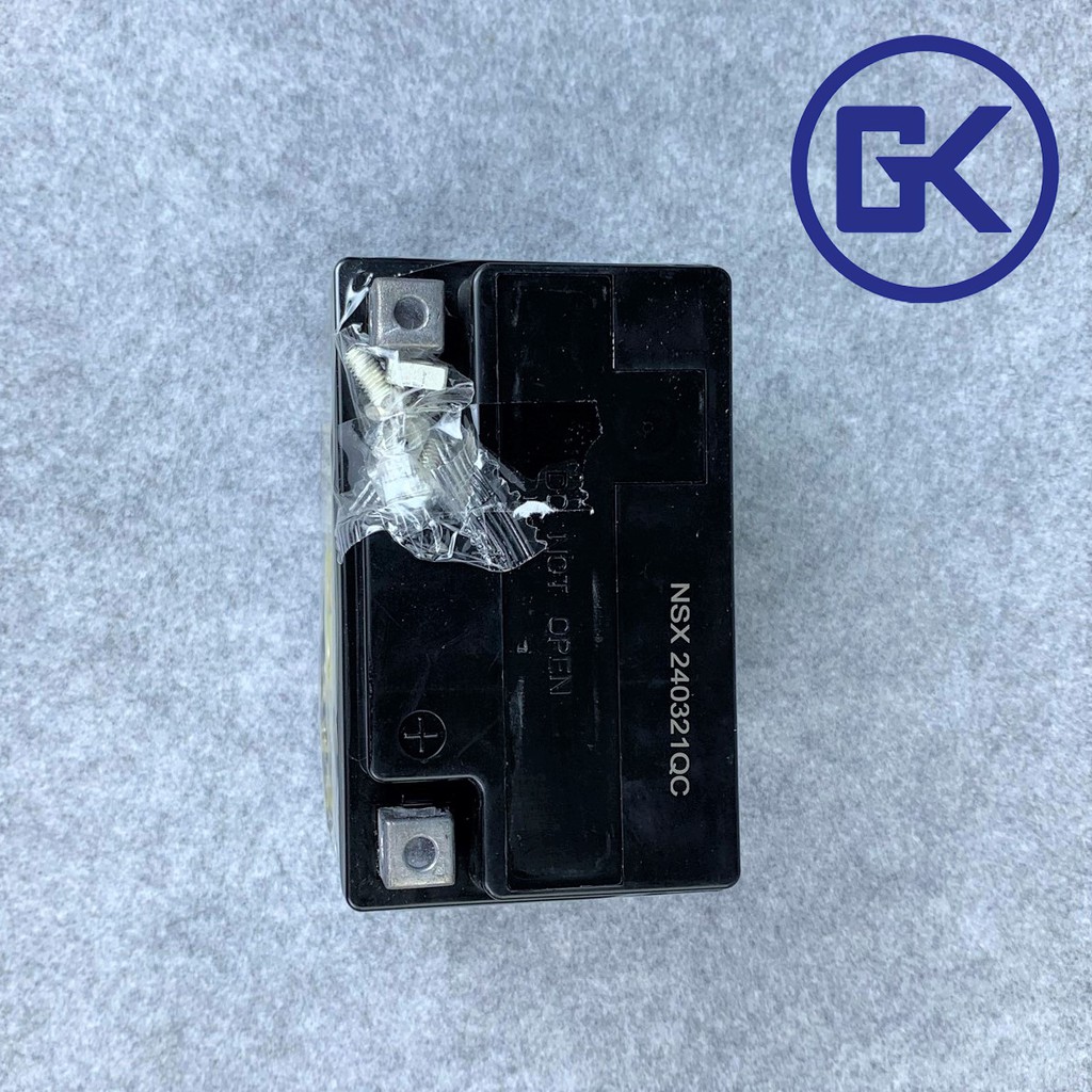 Ắc quy xe máy khô Globe 12V - 4Ah lùn xanh