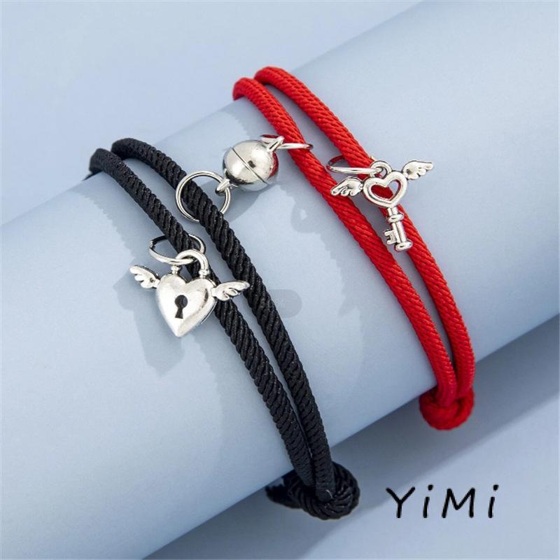 Đôi cánh tình yêu nam châm Thu hút cặp đôi vòng tay