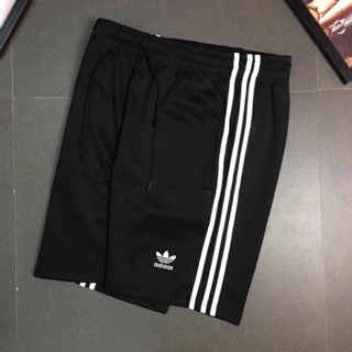 Quần short Adidas