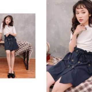 Chân váy cúc hàng thiết kế