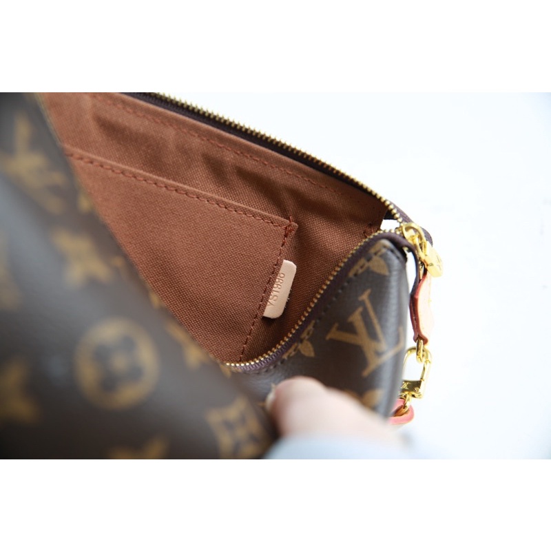 Túi kẹp nách LV Pochette fullbox
