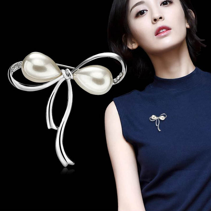 2 Ghim Cài Áo Hình Nơ Đính Đá Và Ngọc Trai Thời Trang