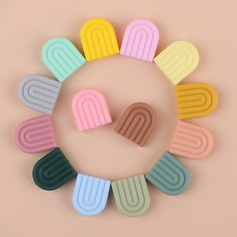 Set 5 Đồ Chơi Xỏ Hạt Silicon Màu Cầu Vồng Hoạt Hình Cho Bé Gặm Mọc Răng