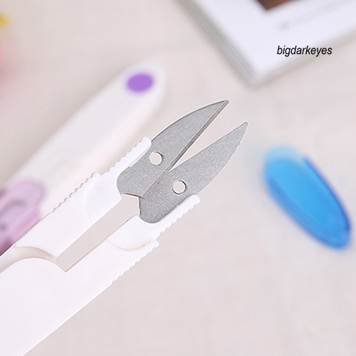 Kéo Cắt Chỉ Mini Bằng Nhựa Tiện Dụng