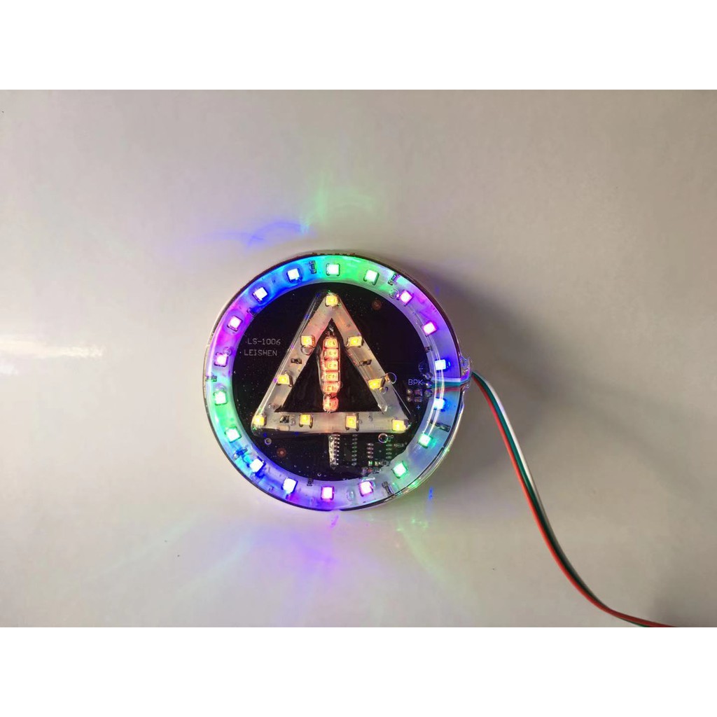 Đèn LED nháy chong chóng xoay có tam giác ở giữa