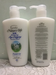 Sữa tắm trắng da Nature Gift