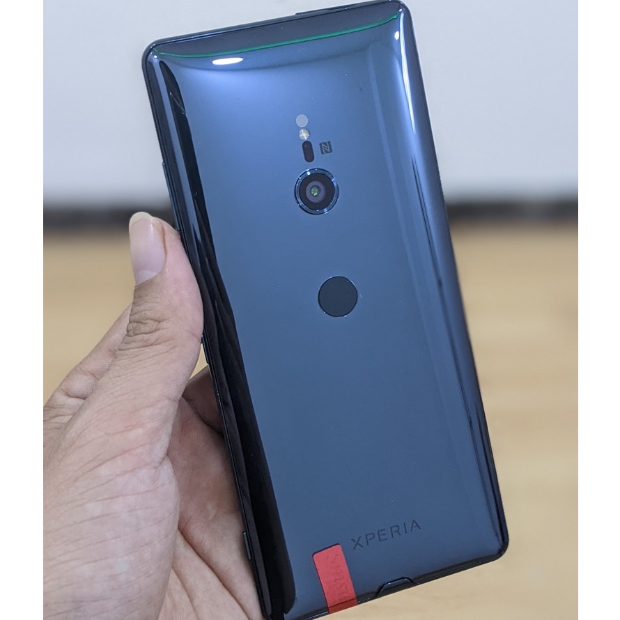 Điện thoại Sony Xperia XZ3 ram 4G/64G Chính hãng