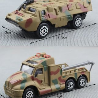 Set 5 xe quân sự bằng sắt đặc mini wheeler