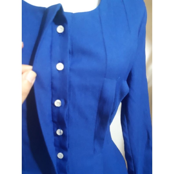 Đầm xòe tuyết mưa