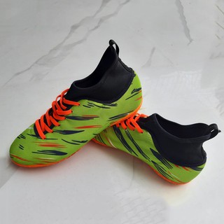 Giày đá bóng vải cổ thun
