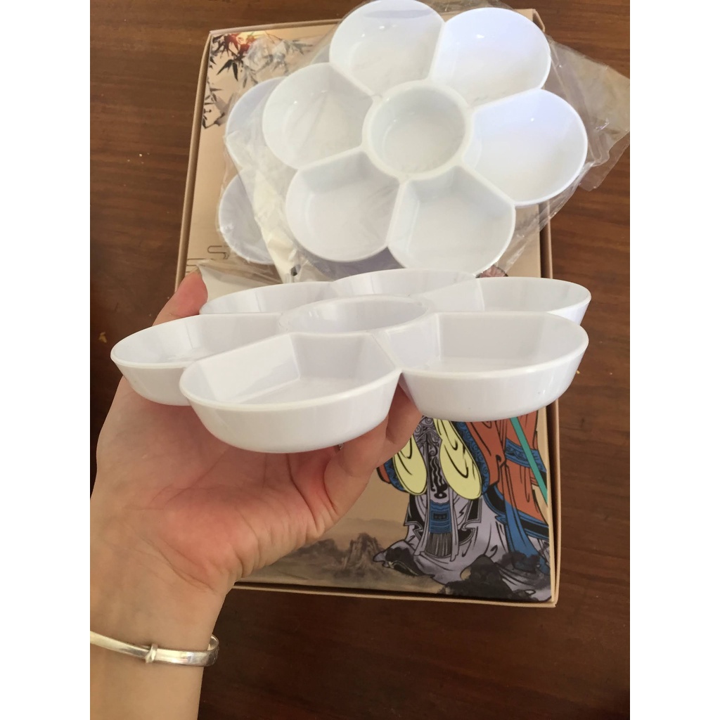Khay Pha Màu - Chứa Màu Palette Hình Hoa Chuyên Dụng Cho Màu Nước - Màu Arcrylic Đường Kính 16.5 cm