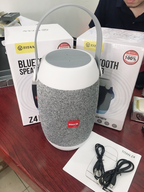 Loa titan bluetooth z4