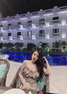 Váy hoa nhí <HÌNH THẬT >