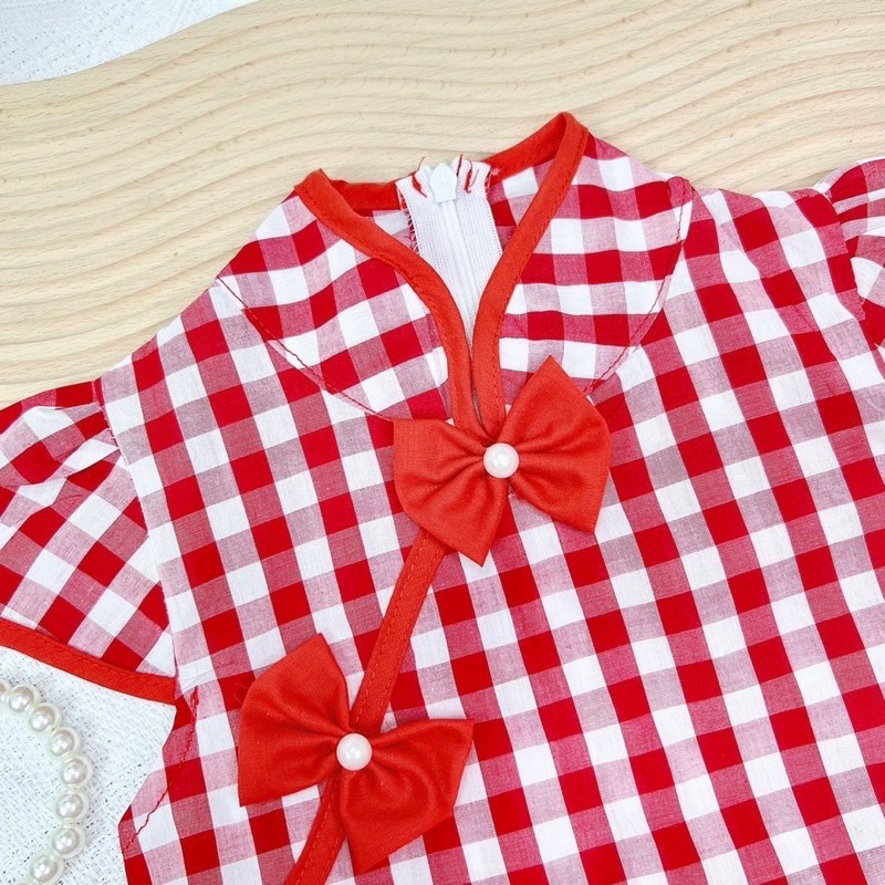 Set váy sườn xám kẻ caro phối nơ đẹp xuất sắc cho bé từ 10-20kg