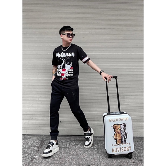 Áo Phông Nam MC Queen in hoạ tiết, chất thun cotton 4 chiều dày dặn