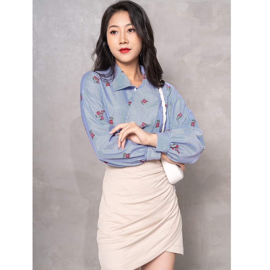 Chân váy ngắn vạt chéo 20AGAIN, hàng thiết kế cá tính, quyến rũ JAW0513 | BigBuy360 - bigbuy360.vn