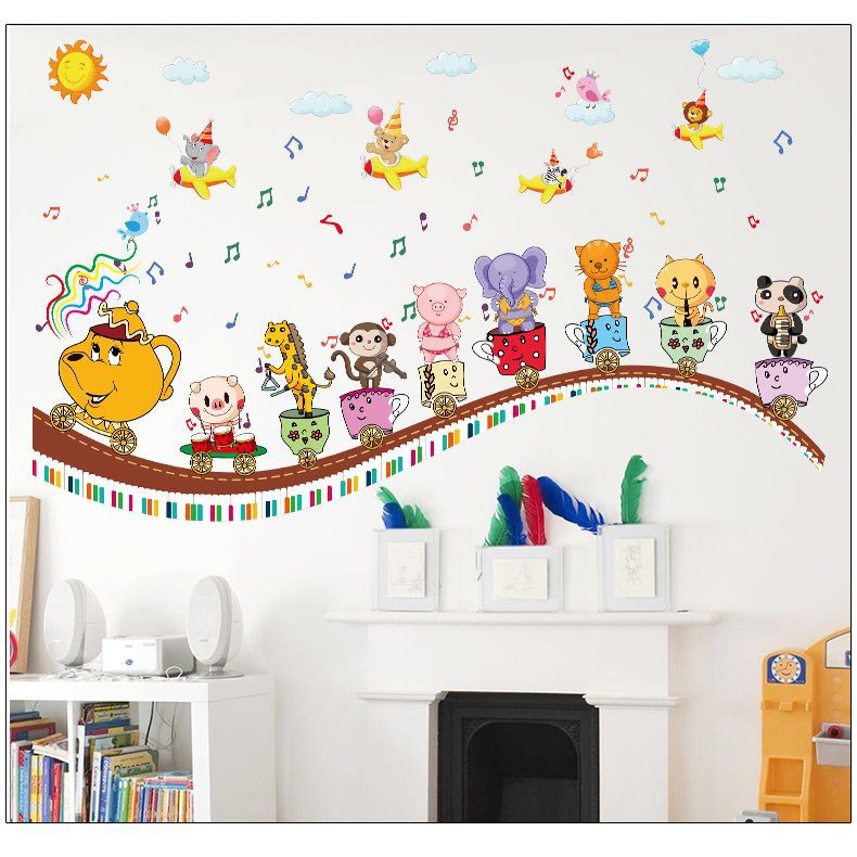 Decal dán tường Đoàn tàu vui nhộn mẫu số 3 AmyShop - decal cao cấp có sẵn giao ngay