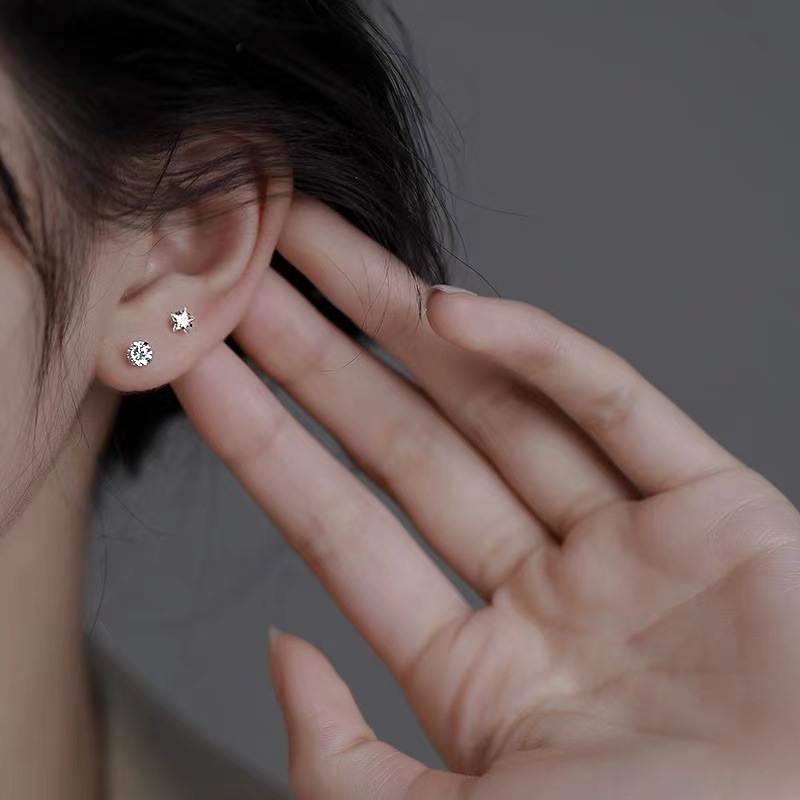 Đôi Khuyên Tai Hợp Kim Hình Ngôi Sao Đính Đá Xinh Xắn Cho Nữ