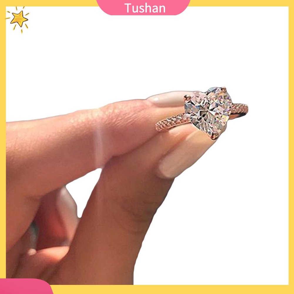 Nhẫn Đính Hôn Dát Đá Zircon Hình Trái Tim Sang Trọng Bắt Mắt