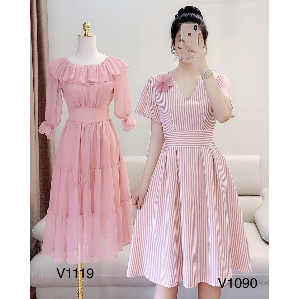 Đầm Nữ Xòe Sọc Cổ V Cài Hoa Thanh Lịch Thời Trang Bonucci V1090 | BigBuy360 - bigbuy360.vn