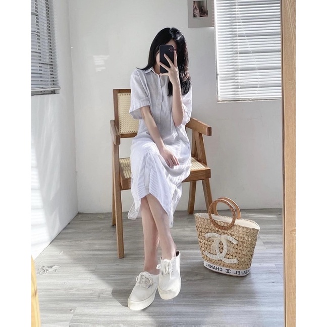 Đầm sơ mi dáng suông hoạ tiết kẻ dọc nhỏ, Váy sơ mi dáng rộng