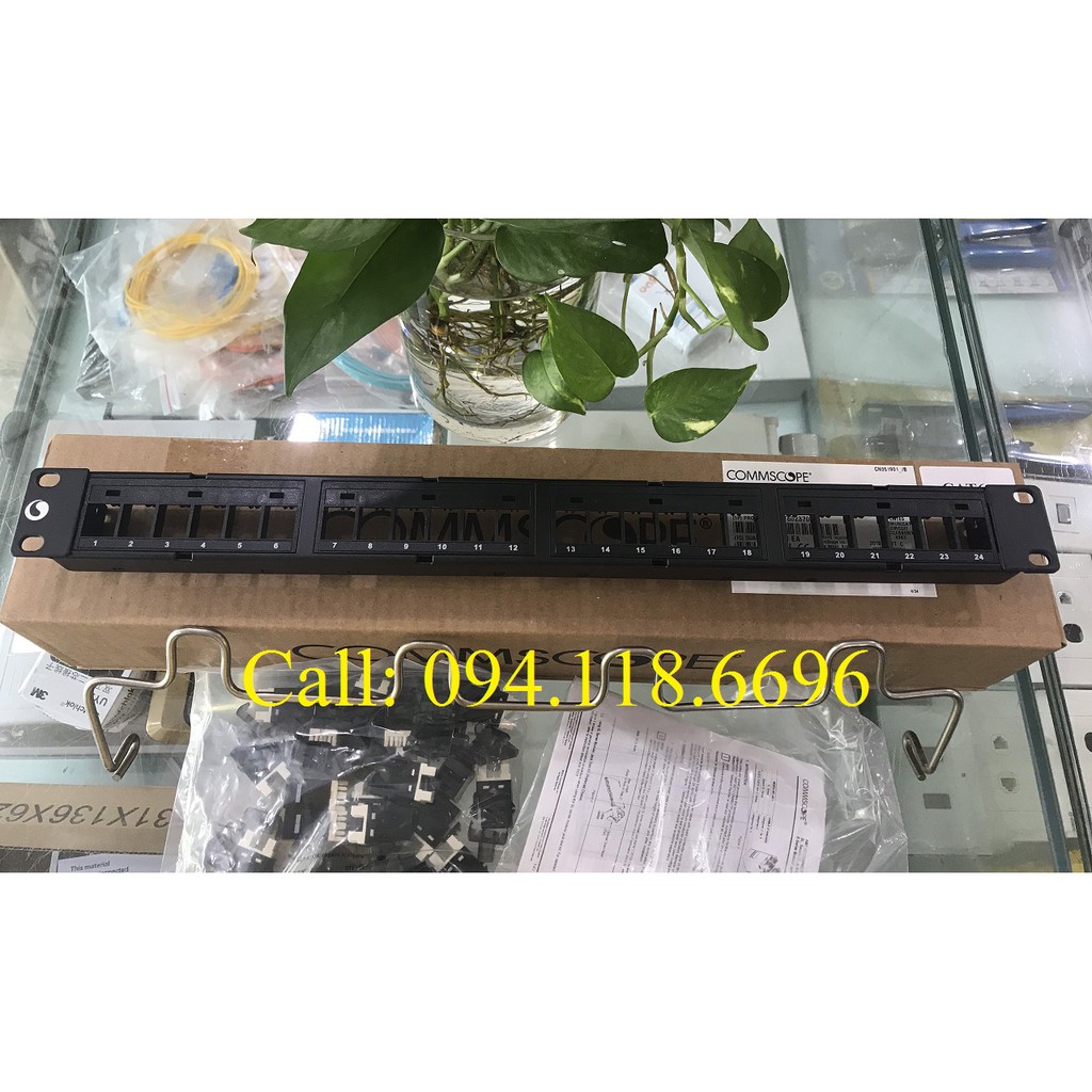 Patch panel CommScope 24 port Cat6 mã 760237040 | 9-1375055-2