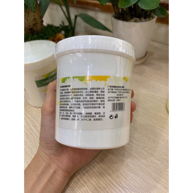 Gel tẩy da chết Hoa Cúc