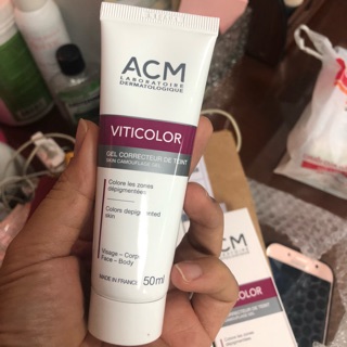 Viticolor nhuộm da che khuyết điểm chàm, bạch biến