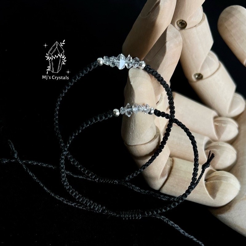 Vòng tay macrame handmade D-iamond Quartz cực xinh