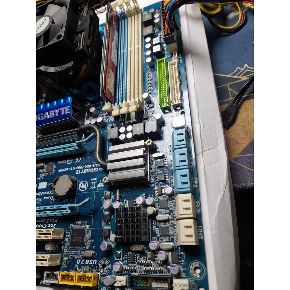 Main GA-MA790FXT-UD5P - bảo hành 3 tháng - có 2 cổng Lan 1gb/s