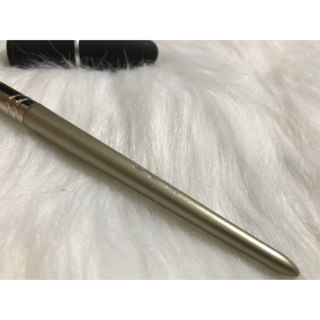 Cọ Trang Điểm Highlight My Destiny (Không Logo)