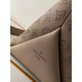 Túi xách LV Beaubourg Hobo