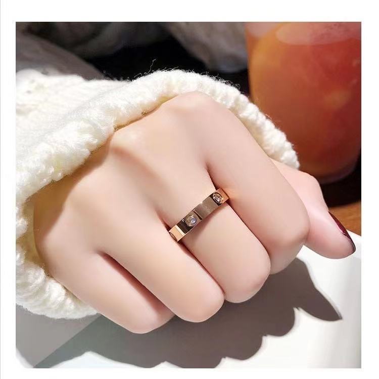 Nhẫn Đôi Bằng Thép Titan Phong Cách Thần Tượng Hàn Quốc