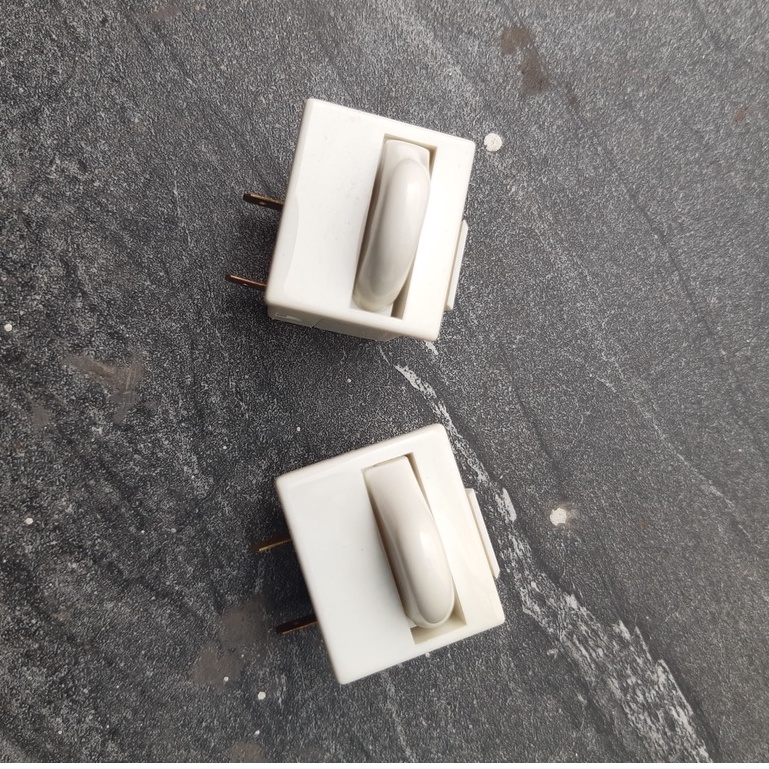 Combo 3 Công tắc cánh cửa tủ quần áo, tủ lạnh công tắc hành trình mở cửa đèn sáng, thường đóng - Tròn Vuông